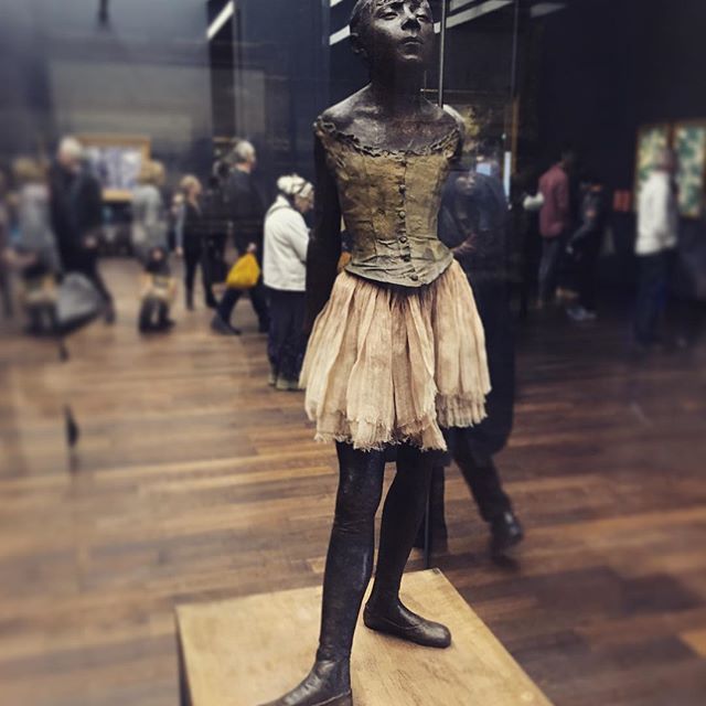 Minka Kelly, Instagram photo, I love this Degas sculpture